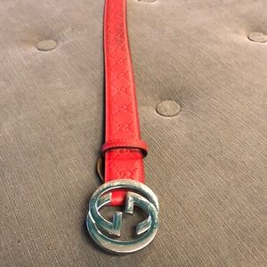 RED GUCCI BELT